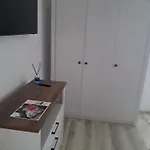 Lumihome شقة