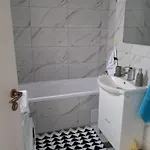 Lumihome شقة *