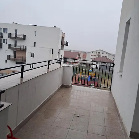 Апартамент Lumihome Крайова